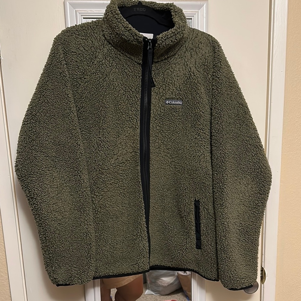 Columbia Olive Green Fleece Jacket
